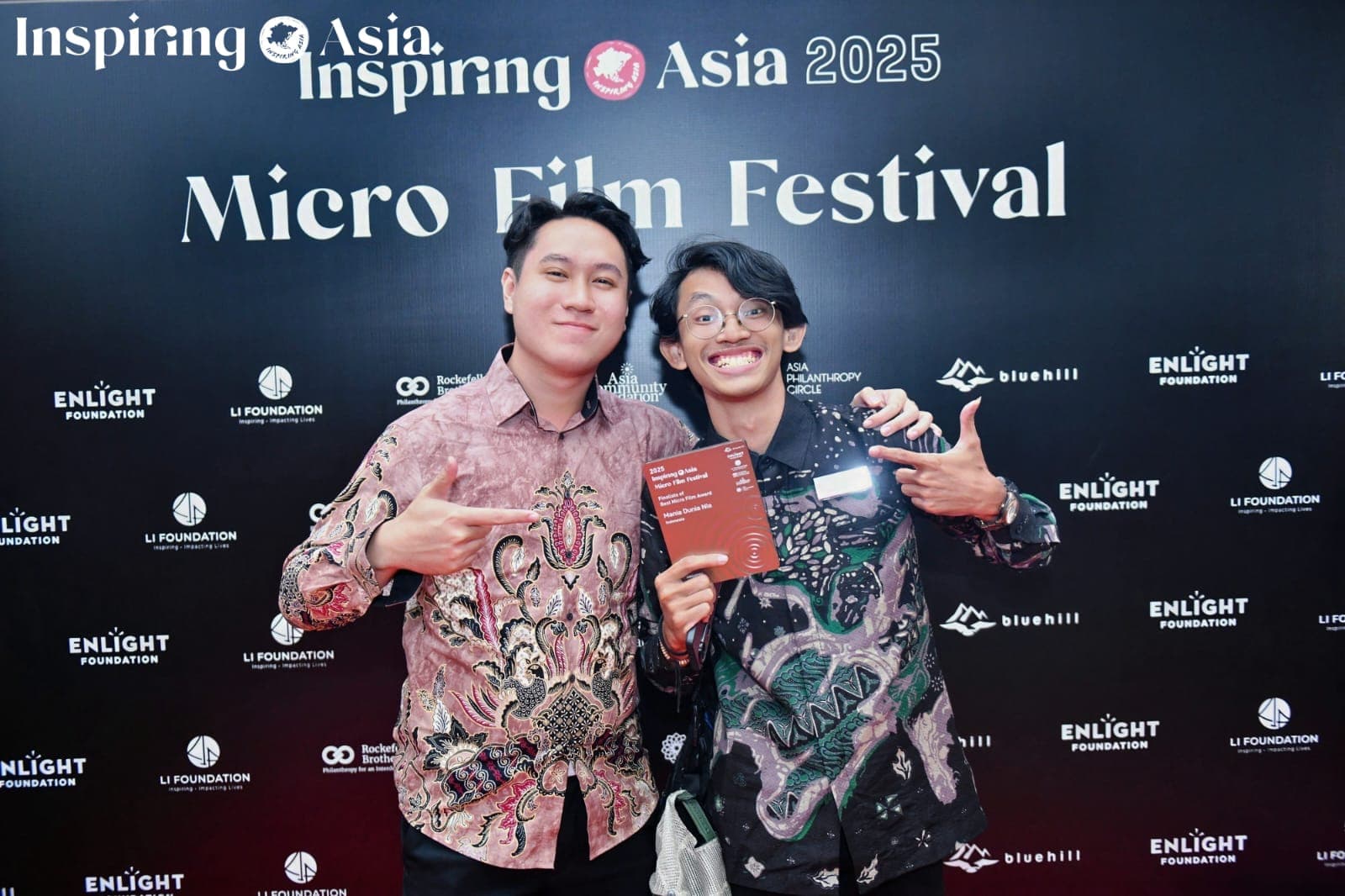 Validating award winners with verified public support
